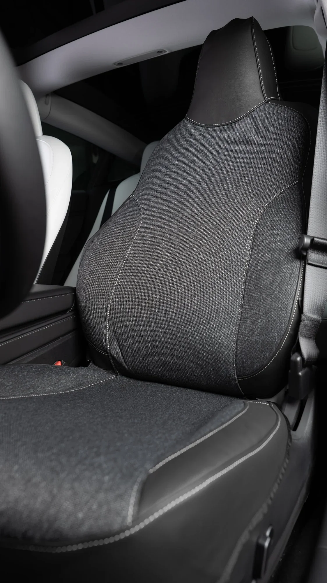 Autostoelhoes Tesla Model 3/Y: Perfect Passend, Robuust, Waterafstotend, Veganleer – Gemaakt in Zweden - Image 3