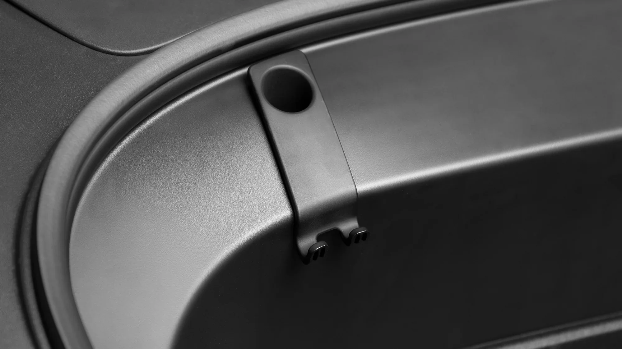 Tassenhaken Frunk Tesla Model 3 - Voorkomt rondslingerende tassen - Image 3