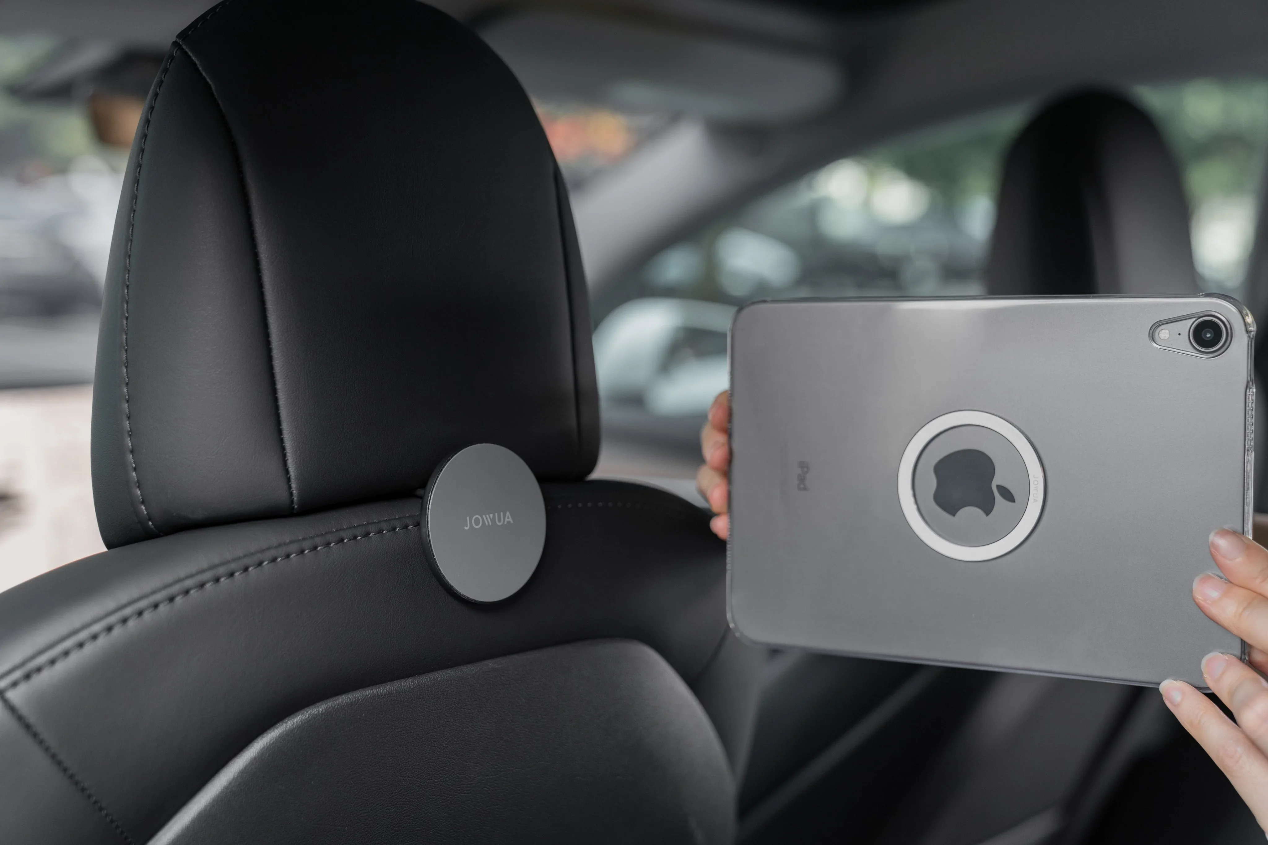 MagSafe iPad/iPhone Houder voor Tesla Model Y Achterbank - Image 5