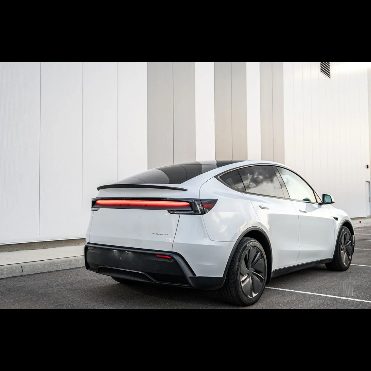 Tesla Model Y Spoiler Juniper 2025+ - Image 16
