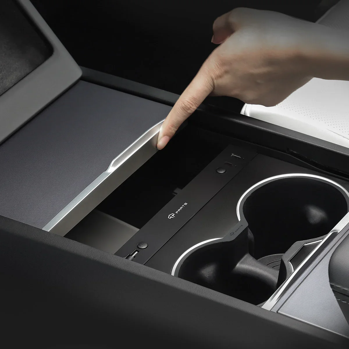 Usb Hub Tesla Model Y 2025+ Juniper - Image 3
