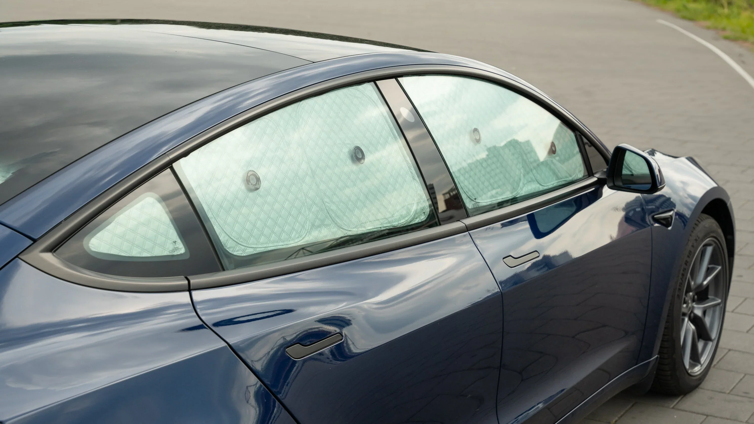 Zonnescherm Tesla Model 3 zijruiten en achterruit - Image 2