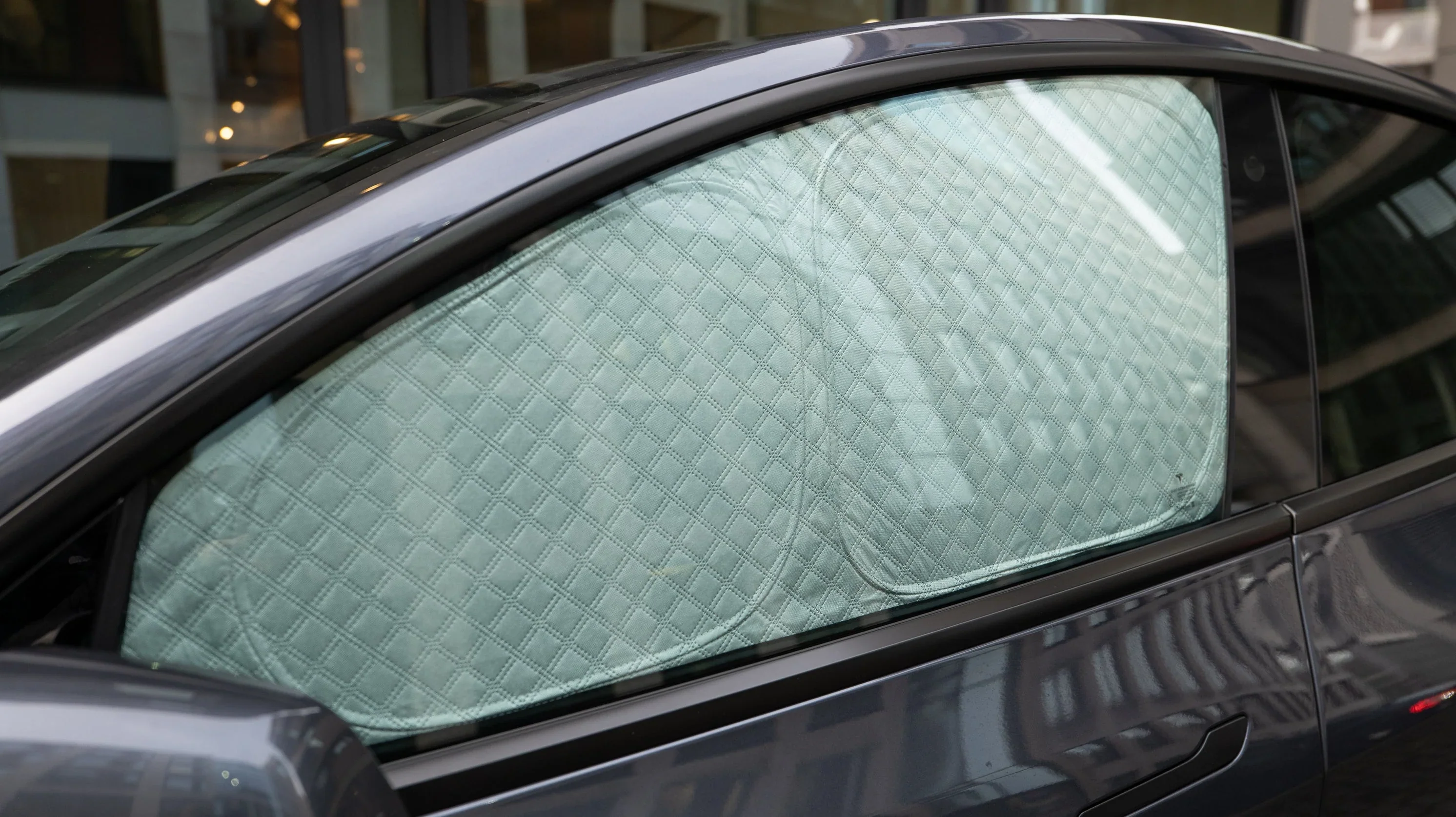 Zonnescherm Tesla Model Y zijruiten en achterruit - Image 4